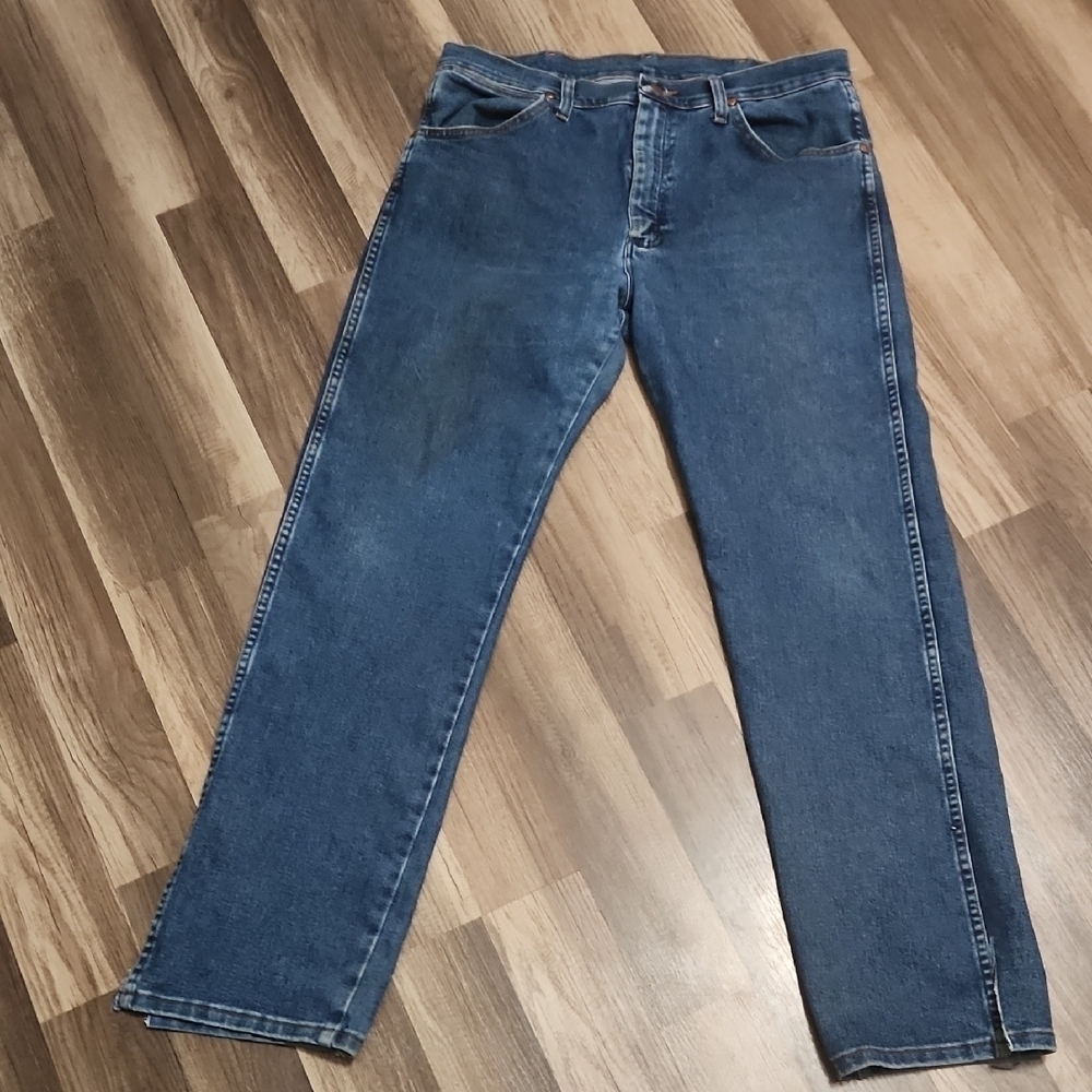 Wrangler Dark Wash Jeans Size 34 X 32